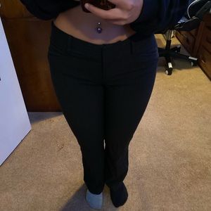 Black medium Michael Kors pants. Good condition and comfortable fit.